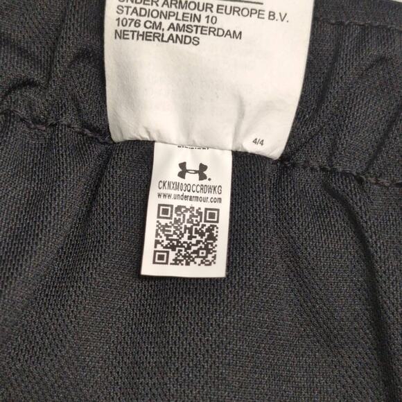 NWT Under Armour Black HeatGear Loose Fit Athletic Shorts Small - Picture 9 of 13